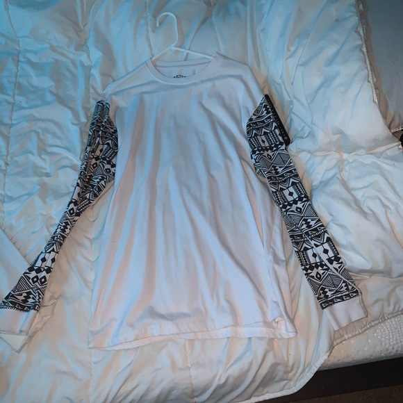 Patterned sleeves Longsleeve shirt - Picture 1 of 1